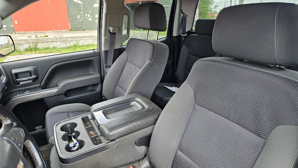 Photo 11 of this CHEVROLET SILVERADO 1500