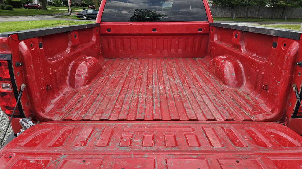 Photo 9 of this CHEVROLET SILVERADO 1500
