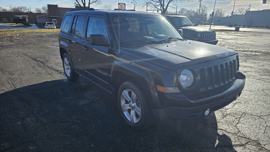 Photo 3 of this JEEP PATRIOT