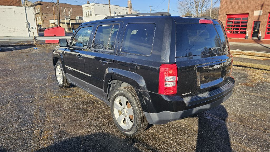Photo 7 of this JEEP PATRIOT