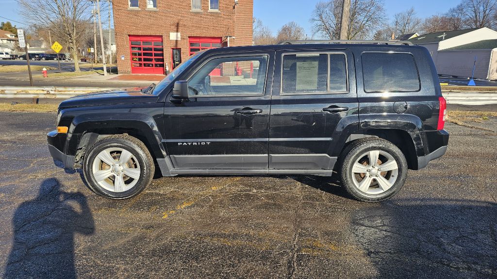 Photo 8 of this JEEP PATRIOT