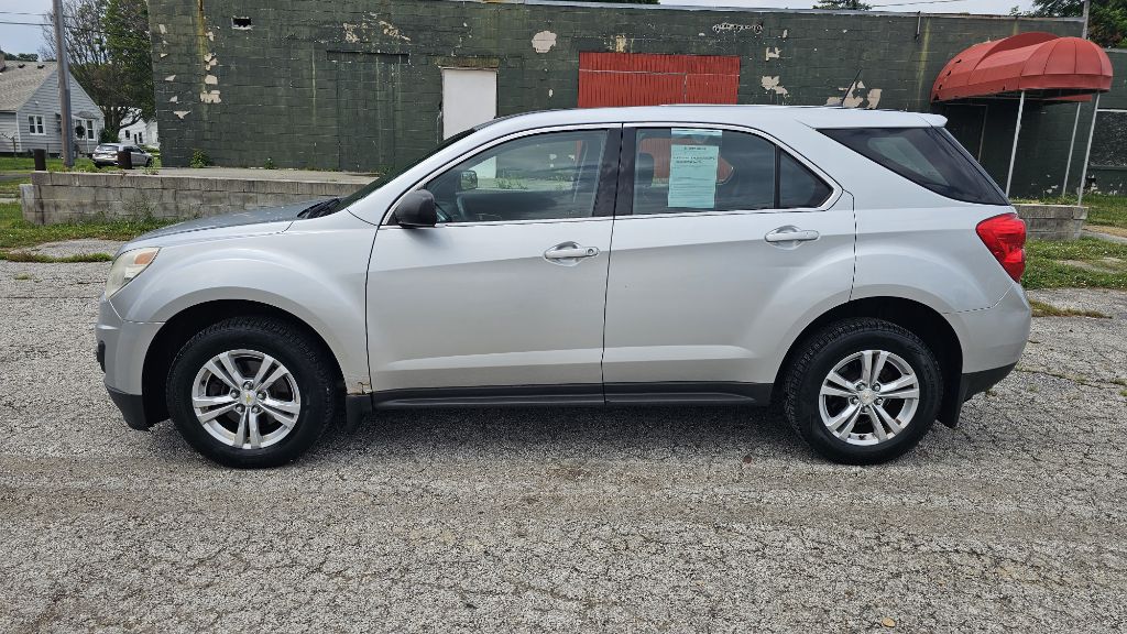 Photo 8 of this CHEVROLET EQUINOX