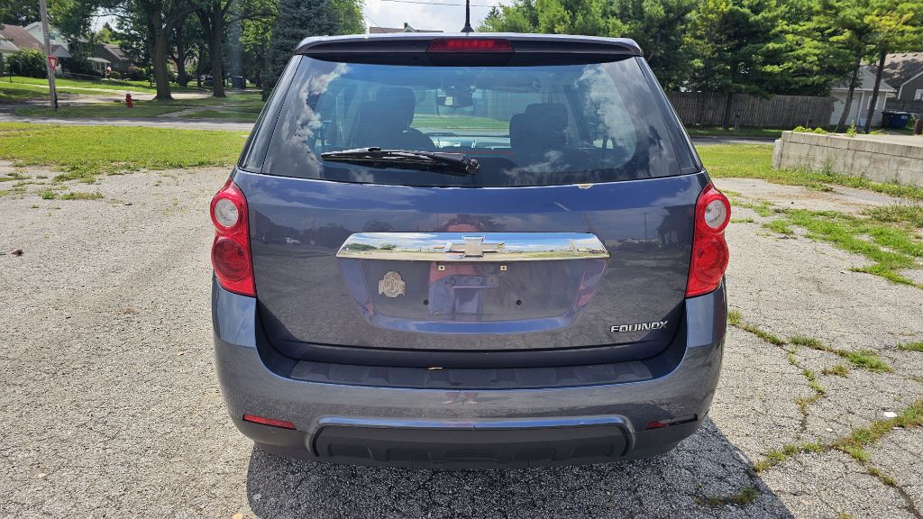 Photo 6 of this CHEVROLET EQUINOX