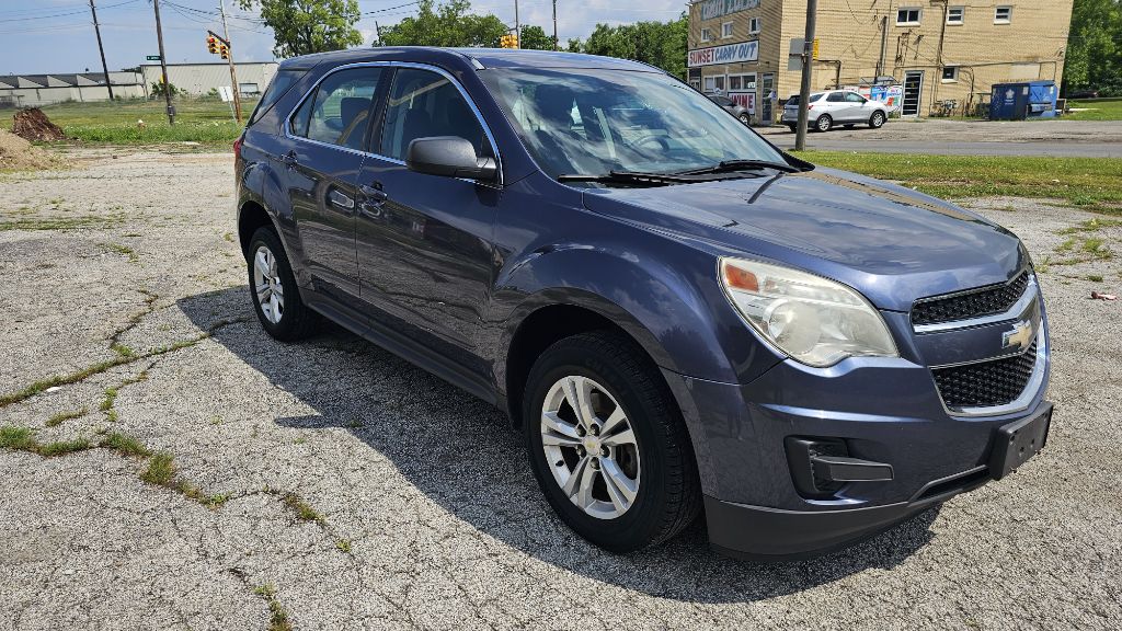Photo 3 of this CHEVROLET EQUINOX