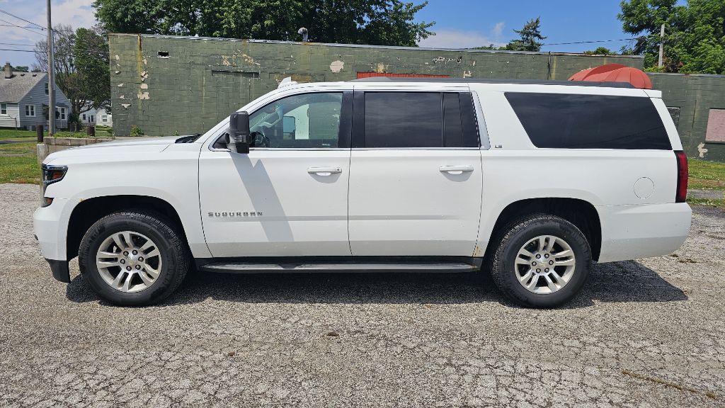 Photo 8 of this CHEVROLET SUBURBAN