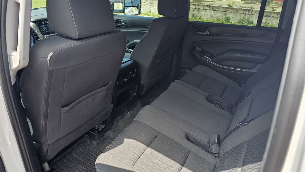 Photo 12 of this CHEVROLET SUBURBAN