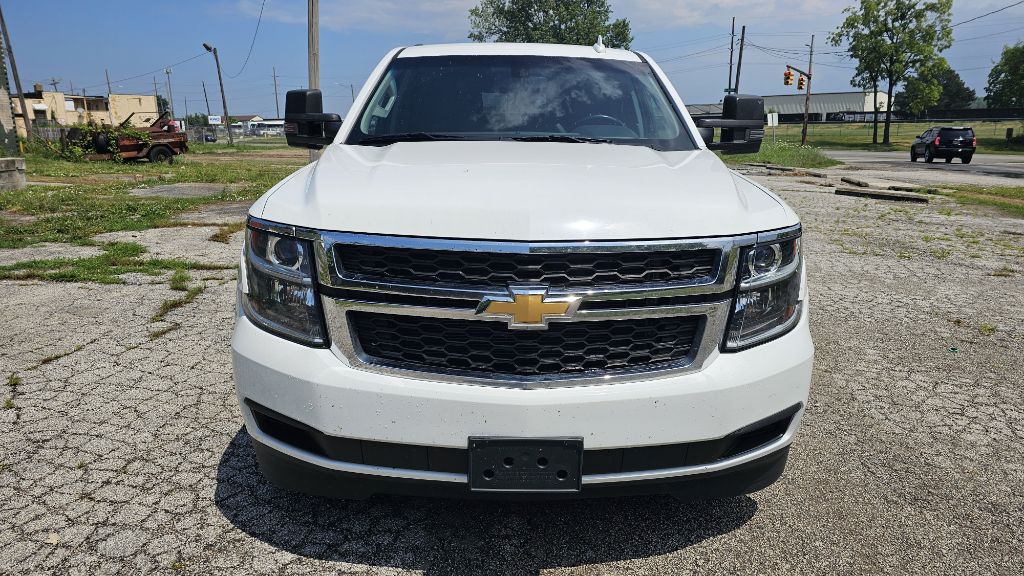 Photo 2 of this CHEVROLET SUBURBAN