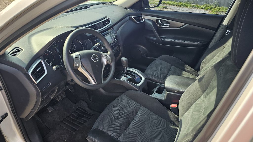 Photo 9 of this NISSAN ROGUE