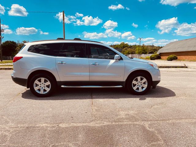 CHEVROLET TRAVERSE 2010 CHEVROLET TRAVERSE 1GNLVFED5AJ240077
