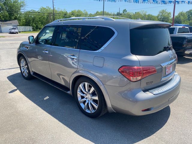 Photo 3 of this INFINITI QX56