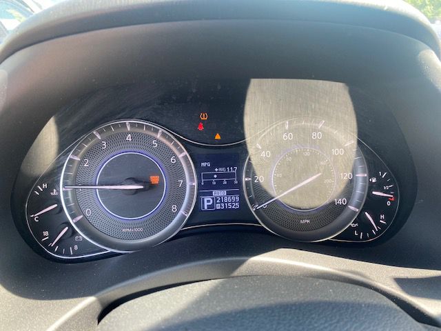Photo 20 of this INFINITI QX56