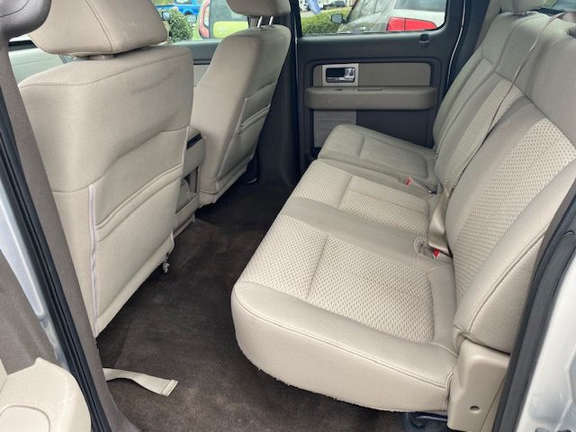 Photo 10 of this FORD F150