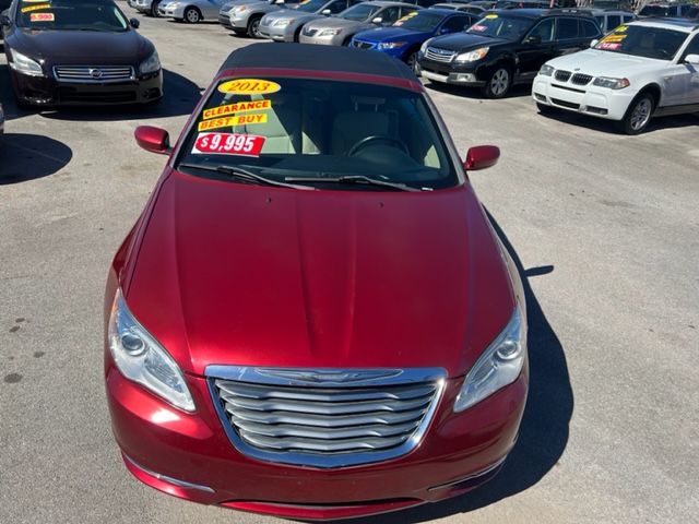Photo 7 of this CHRYSLER 200 CONVERTIBLE