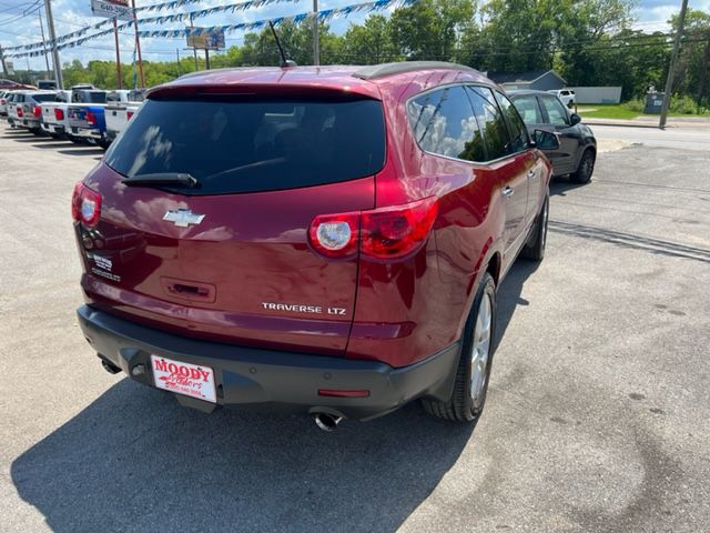 CHEVROLET TRAVERSE 2011 CHEVROLET TRAVERSE 1GNKRLED9BJ269596