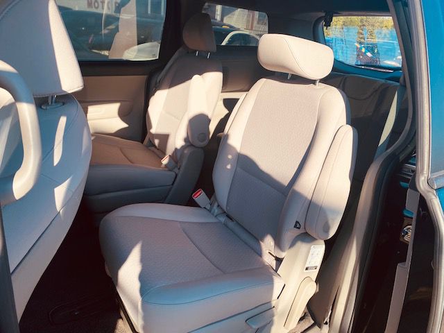 KIA SORENTO 2011 KIA SORENTO 5XYKTDA12BG090148