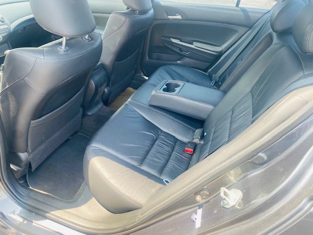Photo 12 of this HONDA ACCORD