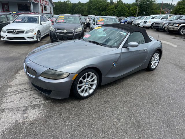 BMW Z4 2007 BMW Z4 4USBU33597LW72423