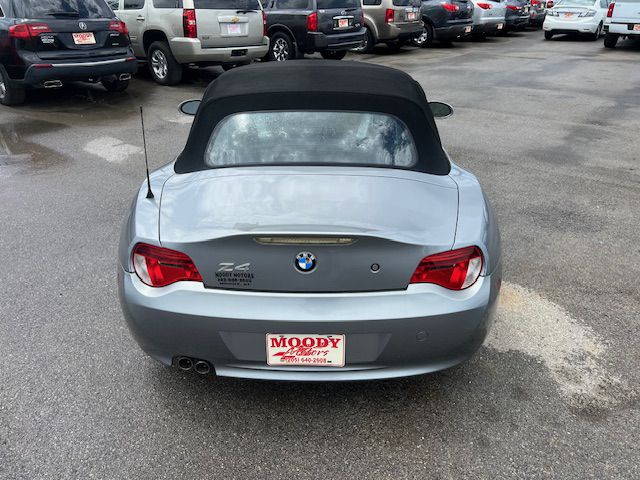 BMW Z4 2007 BMW Z4 4USBU33597LW72423
