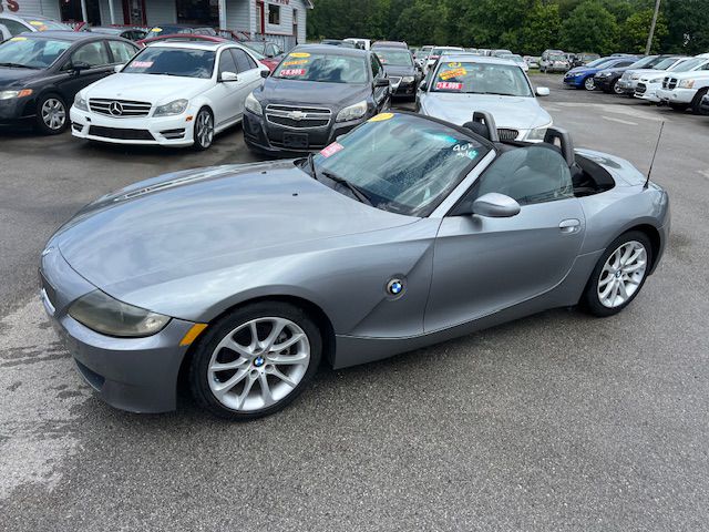 BMW Z4 2007 BMW Z4 4USBU33597LW72423