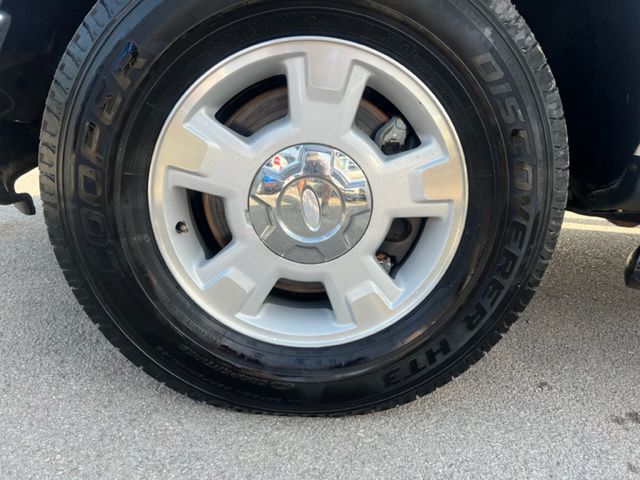 Photo 8 of this FORD F150