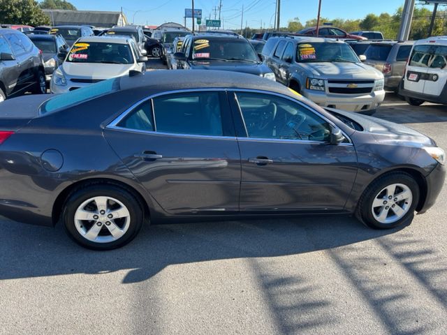 Photo 4 of this CHEVROLET MALIBU