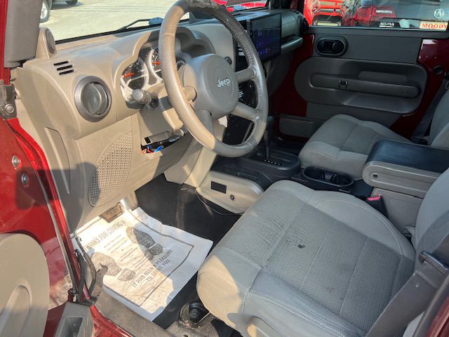 Photo 10 of this JEEP WRANGLER