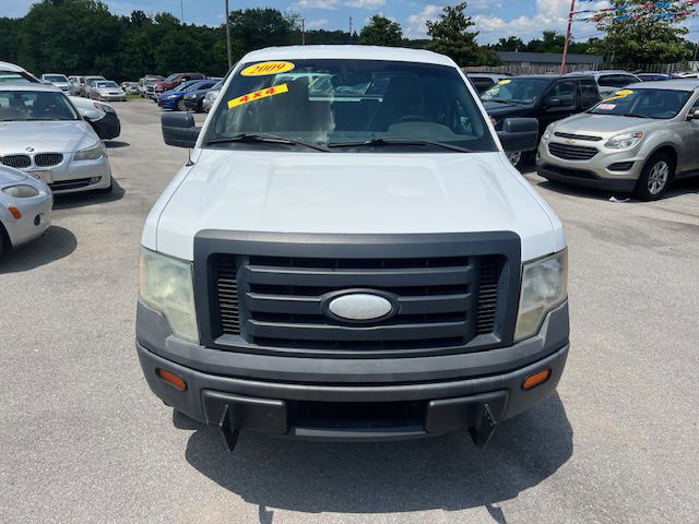 Photo 2 of this FORD F150