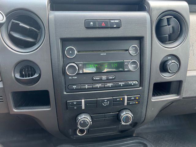 Photo 14 of this FORD F150