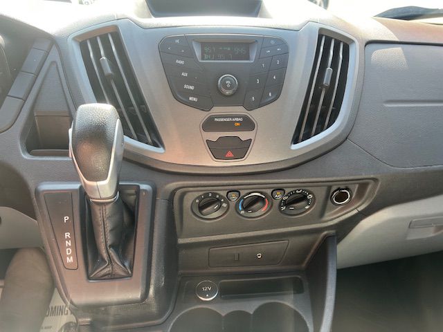 Photo 15 of this FORD TRANSIT