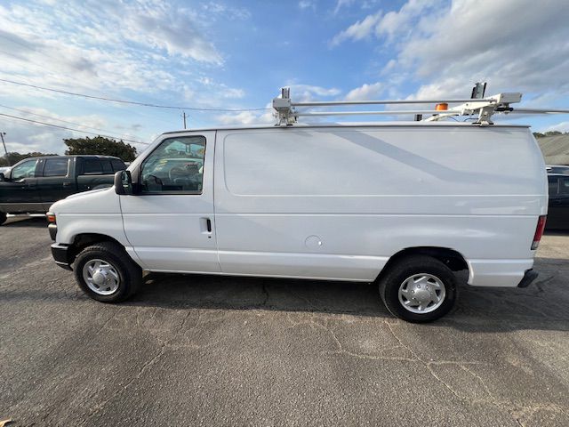 Photo 8 of this FORD ECONOLINE