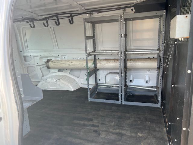 Photo 12 of this FORD ECONOLINE