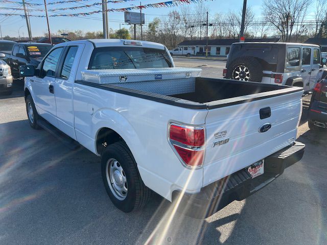 Photo 7 of this FORD F150