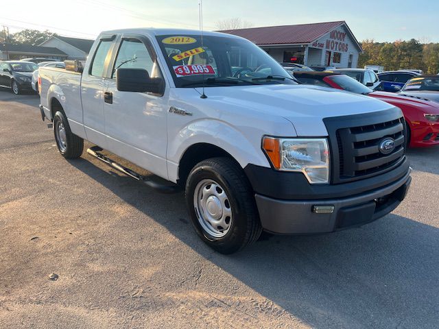 Photo 4 of this FORD F150