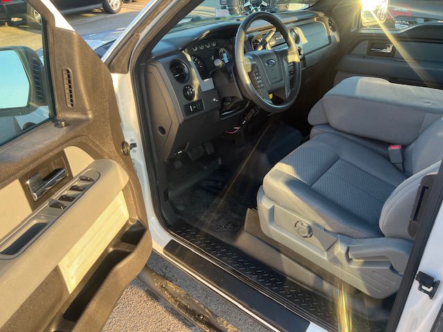 Photo 11 of this FORD F150