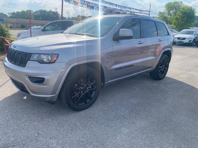 JEEP GRAND CHEROKEE 2018 JEEP GRAND CHEROKEE 1C4RJEAG3JC260406