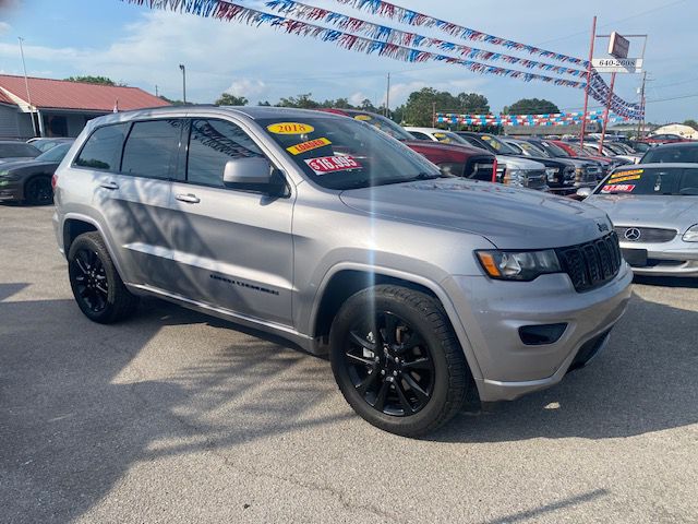 JEEP GRAND CHEROKEE 2018 JEEP GRAND CHEROKEE 1C4RJEAG3JC260406