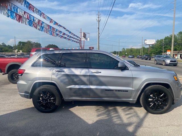 JEEP GRAND CHEROKEE 2018 JEEP GRAND CHEROKEE 1C4RJEAG3JC260406