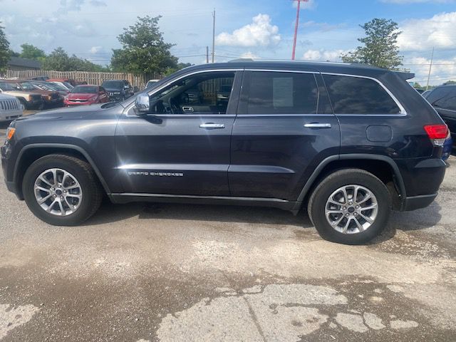 Photo 3 of this JEEP GRAND CHEROKEE