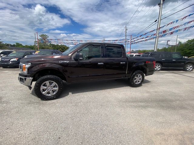 Photo 5 of this FORD F150