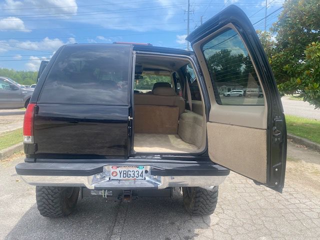 Photo 9 of this CHEVROLET TAHOE