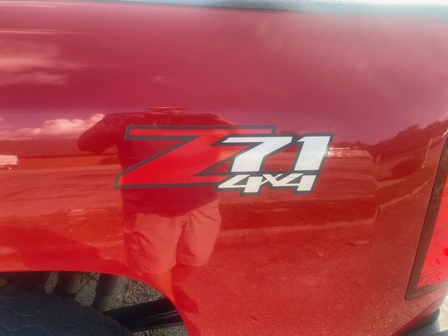 CHEVROLET SILVERADO 1500 2011 CHEVROLET SILVERADO 1500 3GCPKSEA8BG106278