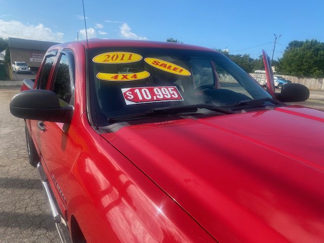 CHEVROLET SILVERADO 1500 2011 CHEVROLET SILVERADO 1500 3GCPKSEA8BG106278