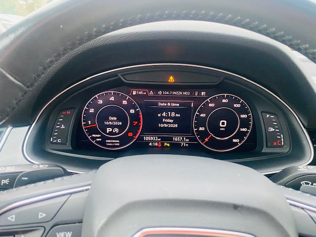 Photo 11 of this AUDI Q7