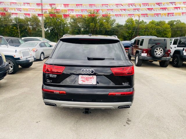 Photo 7 of this AUDI Q7