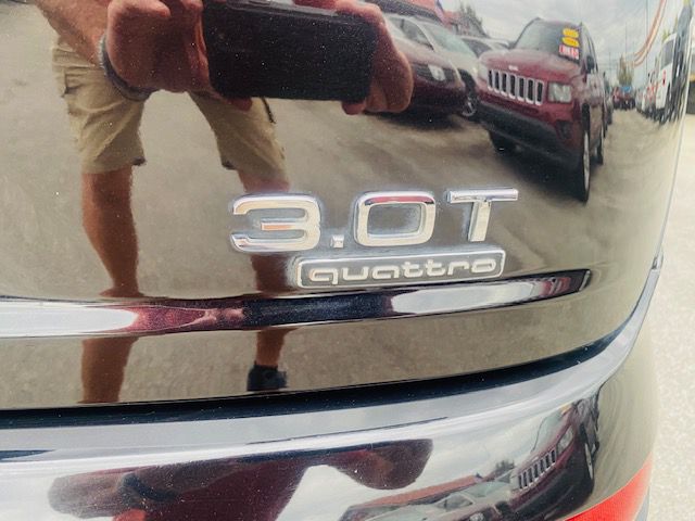 Photo 15 of this AUDI Q7