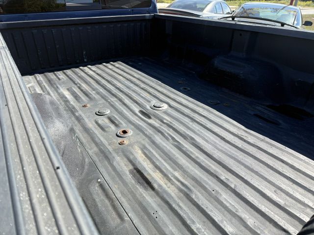 Photo 14 of this FORD F350