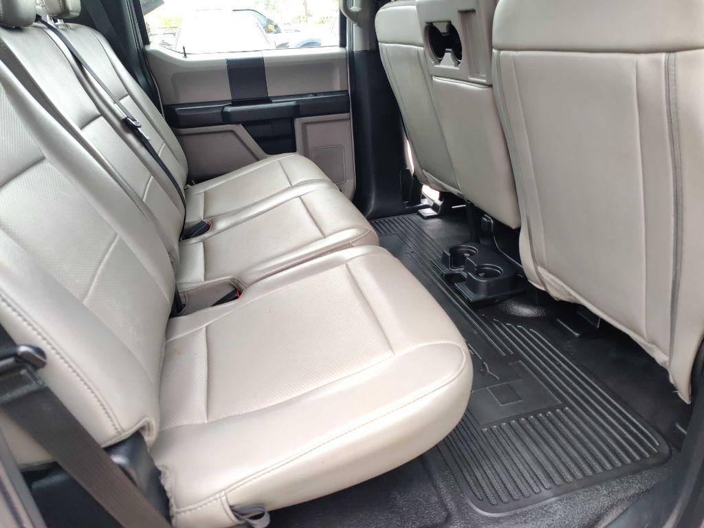 Photo 31 of this FORD F350 UTILITY