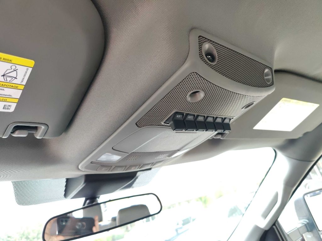 Photo 15 of this FORD F350 UTILITY