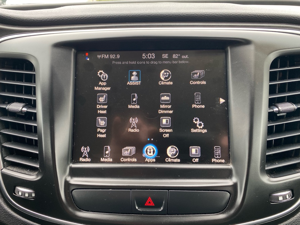 Photo 18 of this CHRYSLER 200