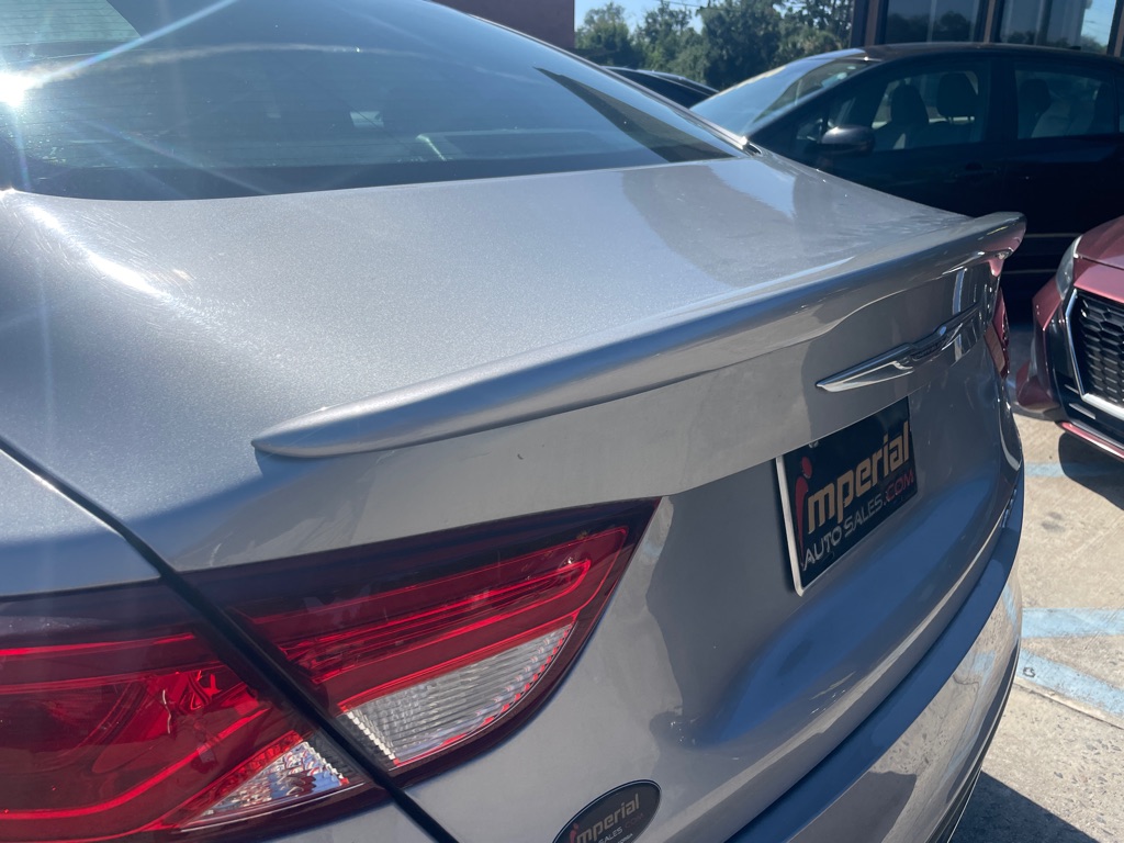 Photo 7 of this CHRYSLER 200